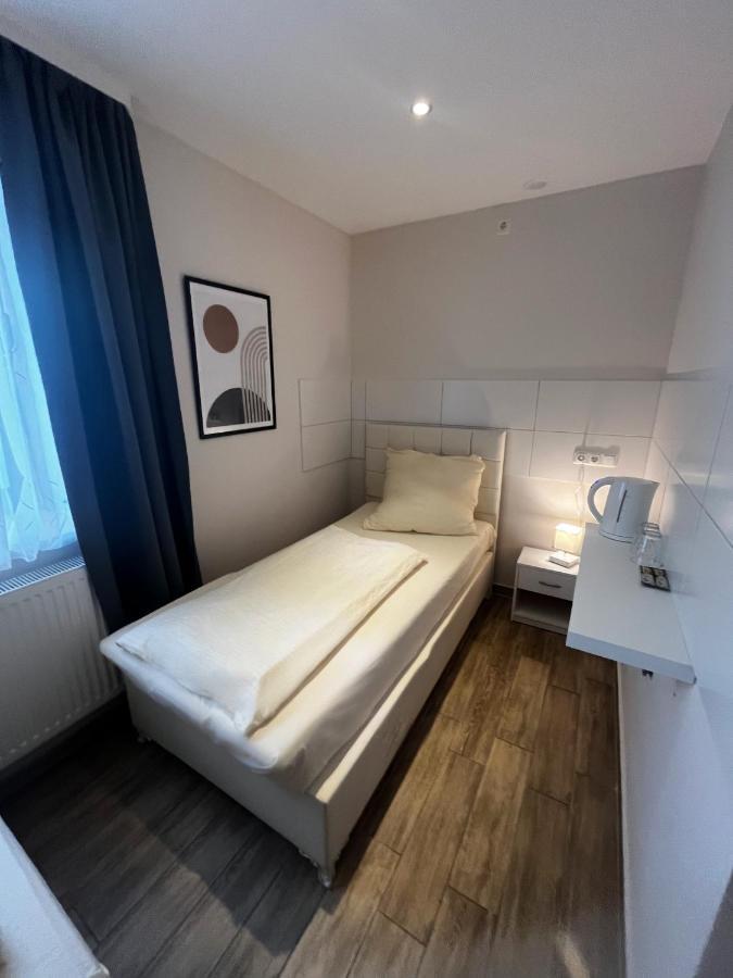 Mala Me Hotel Ганновер Екстер'єр фото